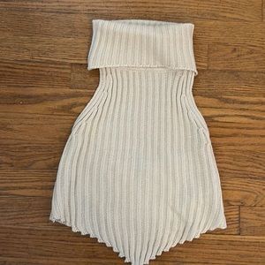 Forever 21 sleeveless turtleneck